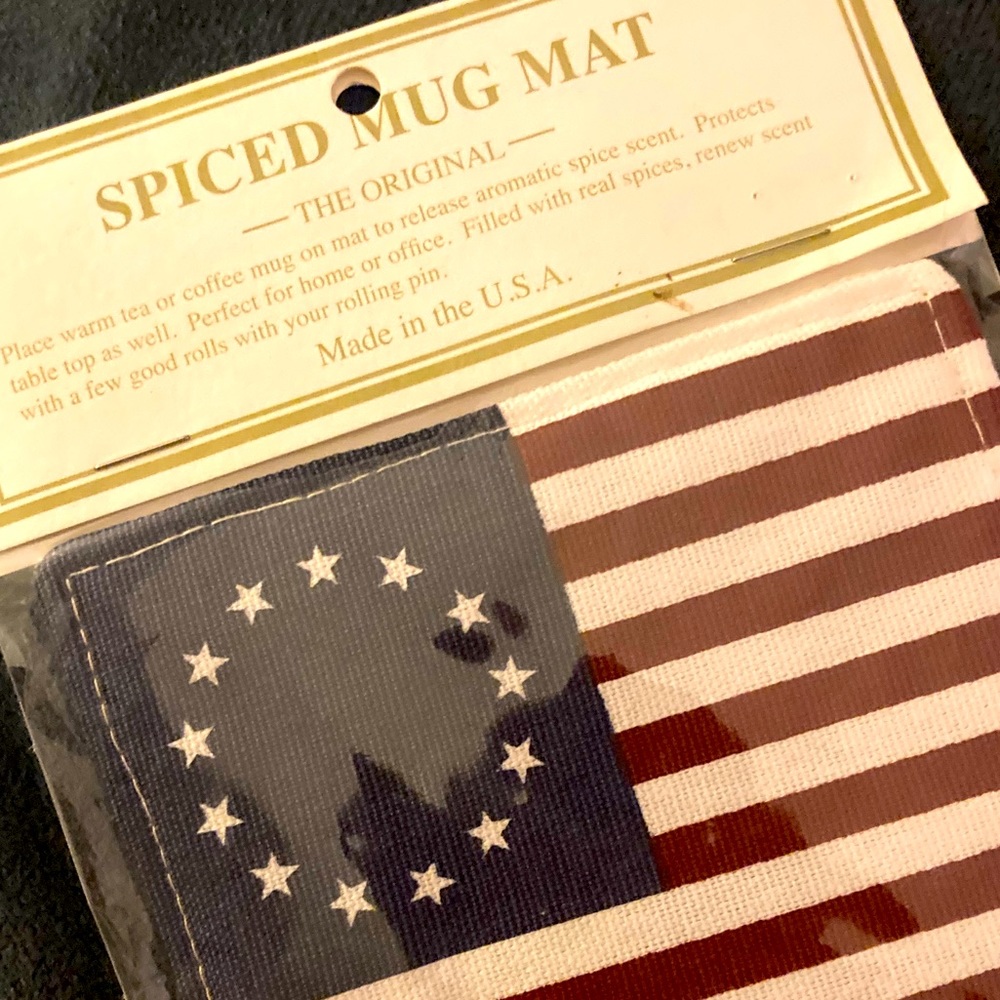 NWT 🇺🇸 aromatic spice patriotic mug mat